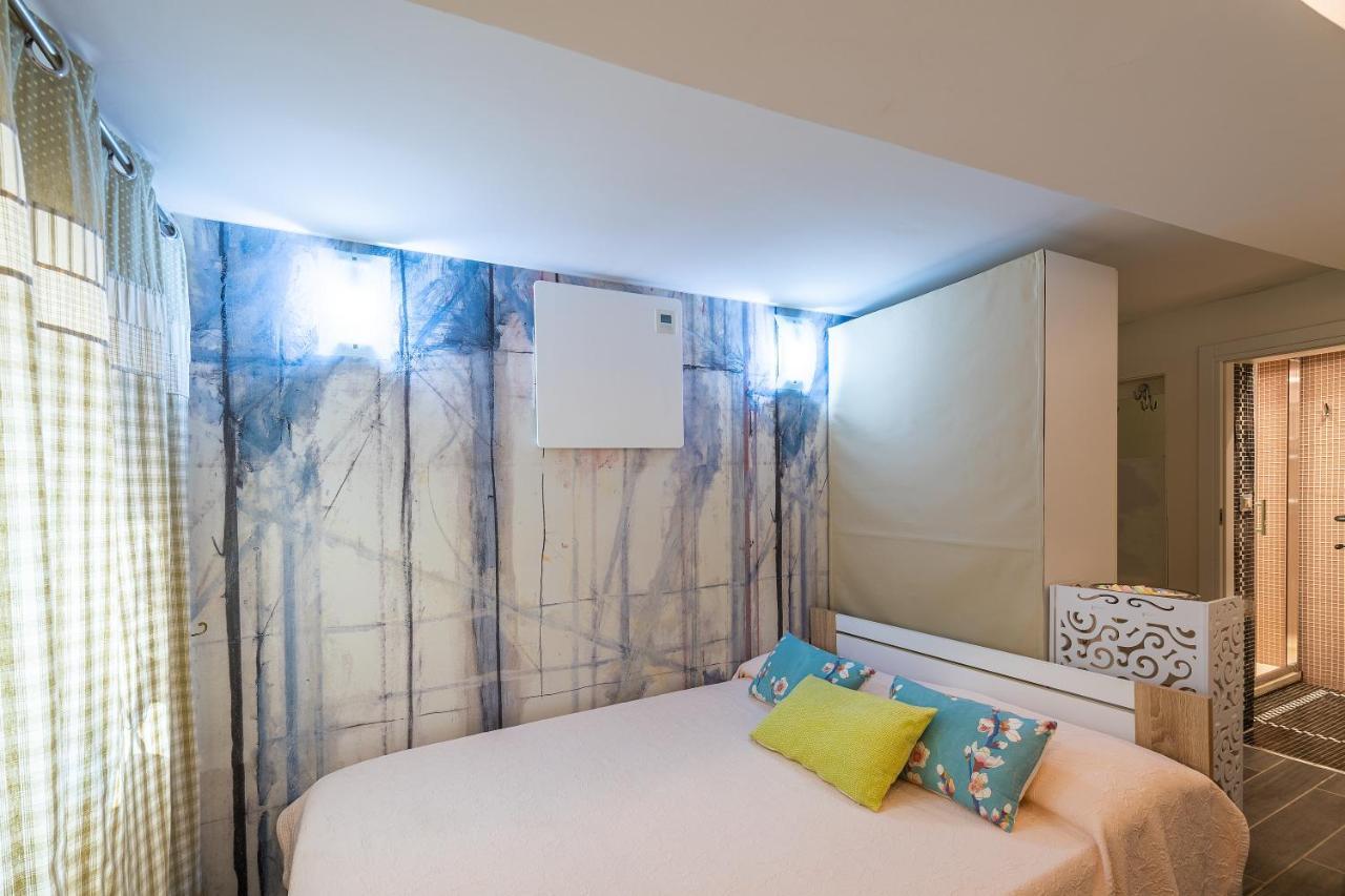 Ln Luxe Apartment Venice Canal View エクステリア 写真